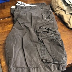 Old Navy men’s cargo shorts